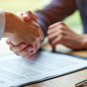 Elaboración de contrato de arrendamiento ajustado a las necesidades del negocio